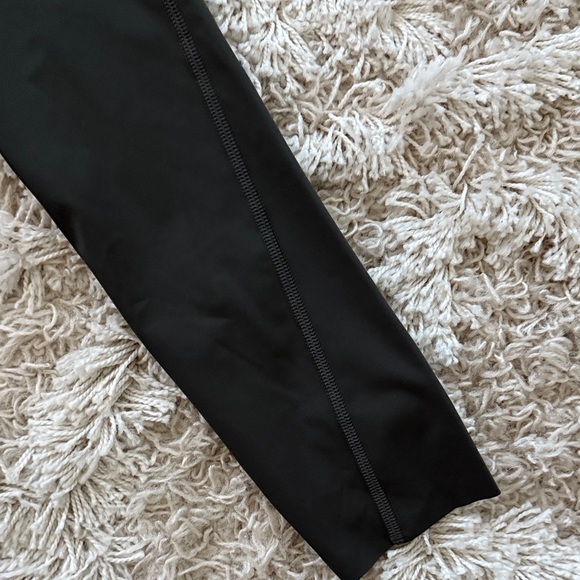 NWT Athleta Challenge 7/8 Tight Forest Green Leggings size M - Picture 5 of 7